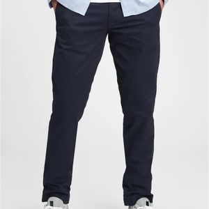 Gap Men’s 28x30 Khakis Slim Fit